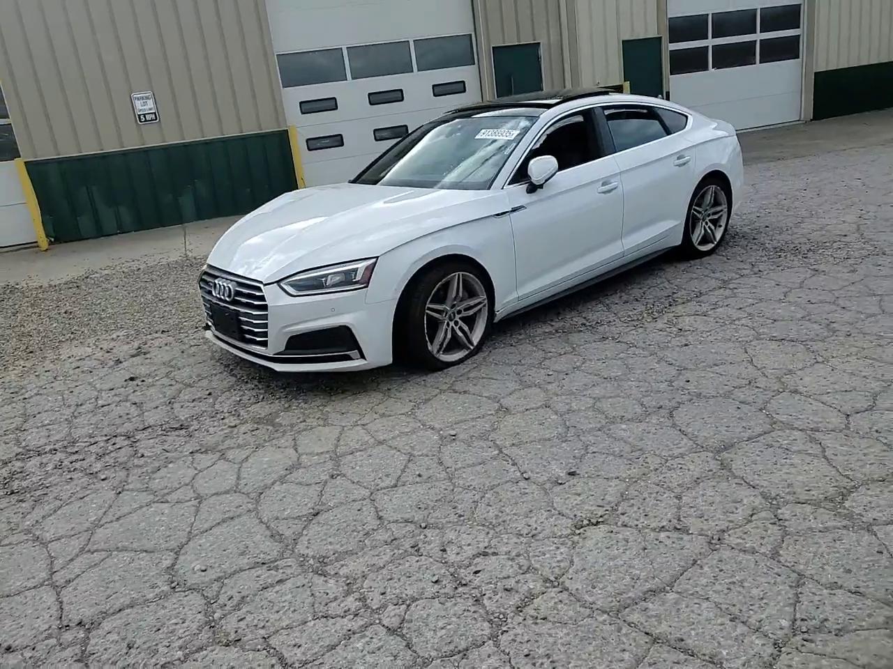 Фото: WAUENCF55KA017480