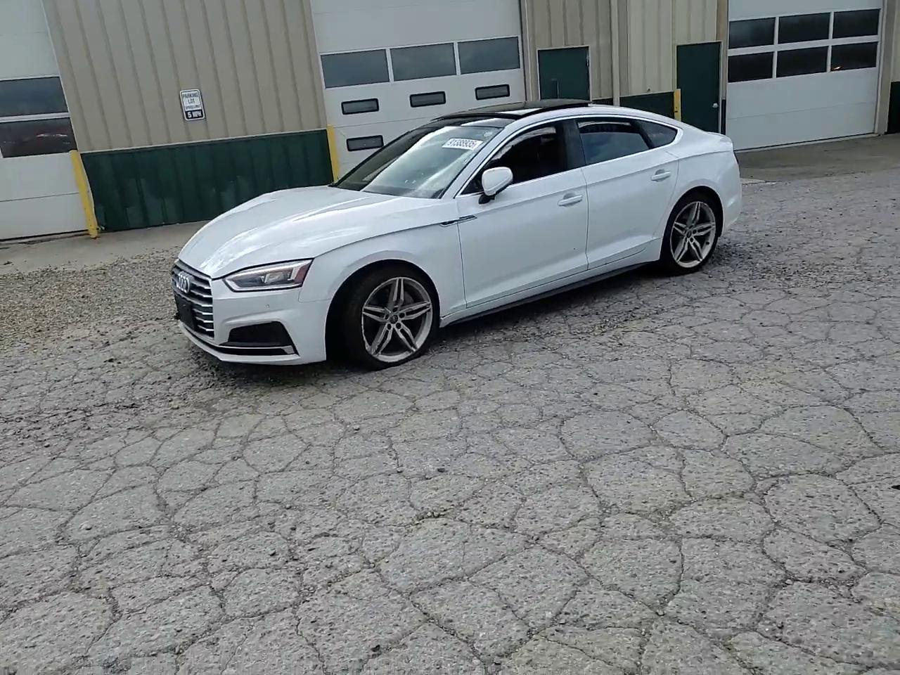 Фото: WAUENCF55KA017480