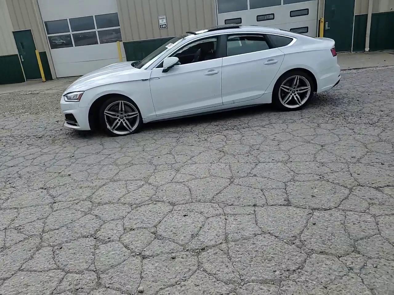 Фото: WAUENCF55KA017480