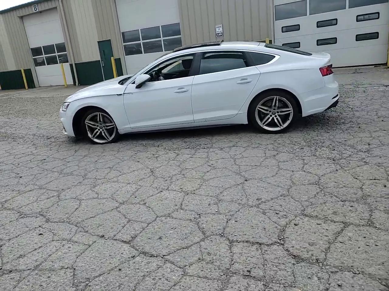 Фото: WAUENCF55KA017480