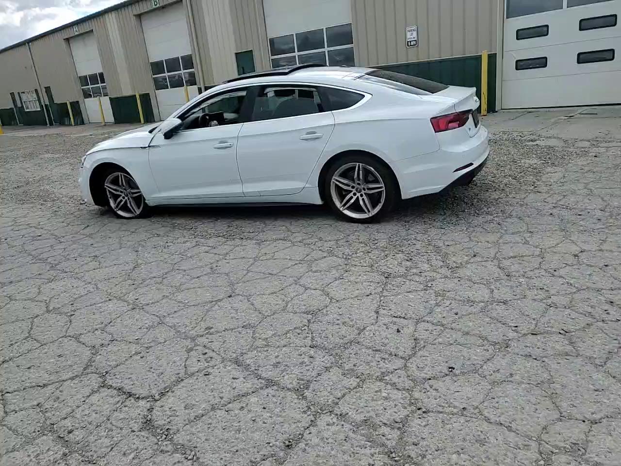 Фото: WAUENCF55KA017480