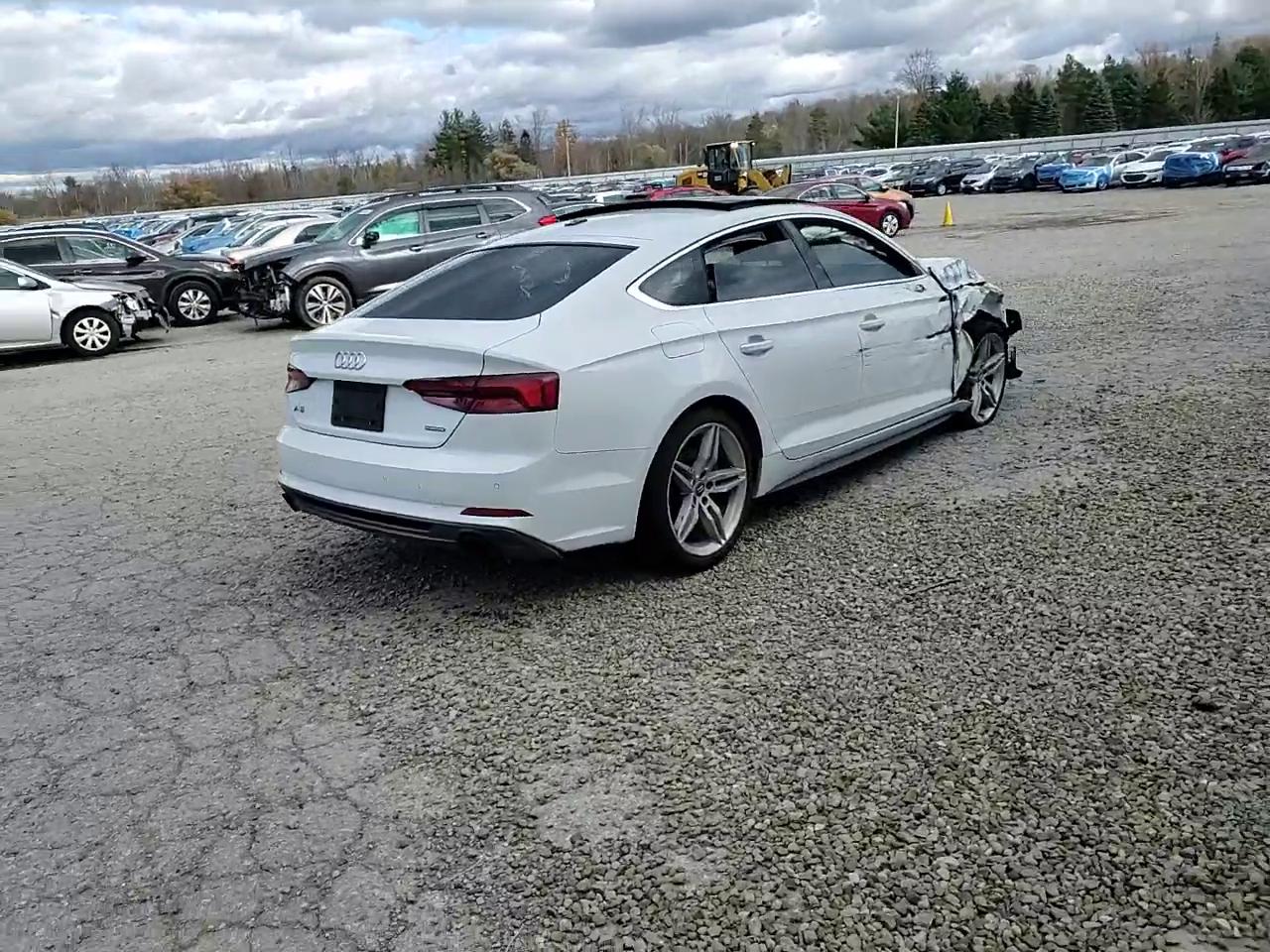 Фото: WAUENCF55KA017480