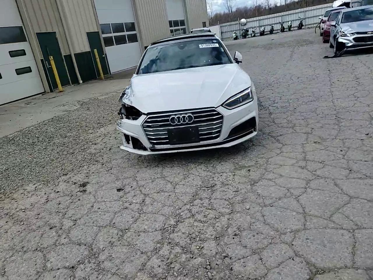 Фото: WAUENCF55KA017480