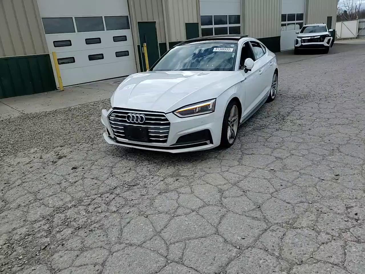 Фото: WAUENCF55KA017480