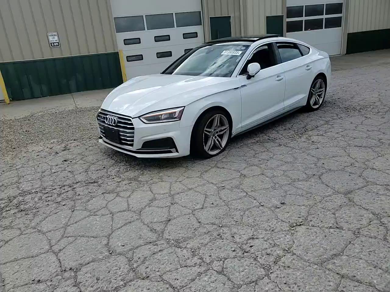 Фото: WAUENCF55KA017480