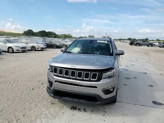 2018 Jeep Compass Latitude VIN: 3C4NJCBB9JT194230 Lot: 93777195