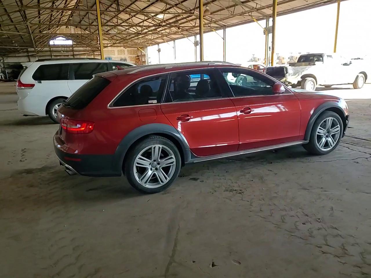 Фото: WA1UFAFL4DA127514