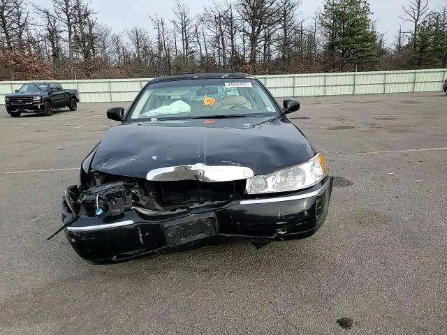 1998 Lincoln Town Car Signature VIN: 1LNFM82WXWY658820 Lot: 94056665