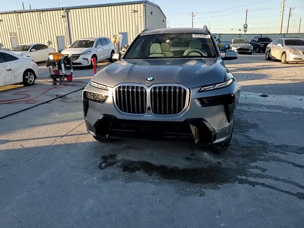 Фото: 5UX23EM00S9W65176