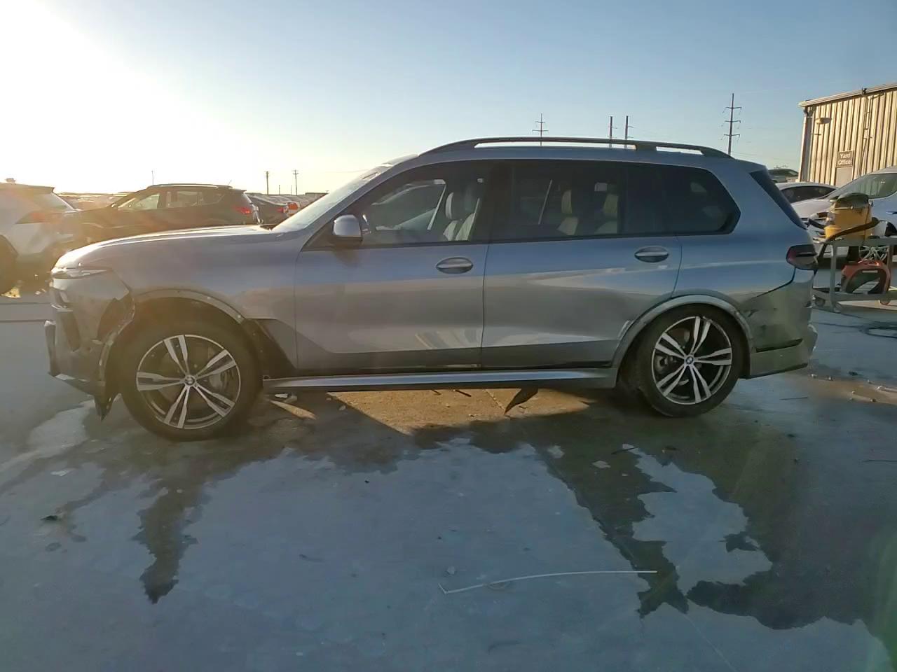 Фото: 5UX23EM00S9W65176