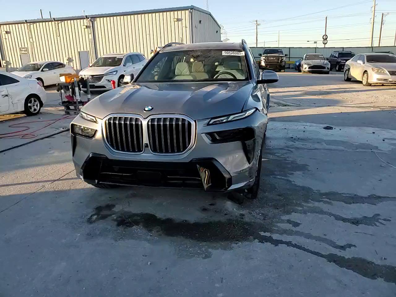 Фото: 5UX23EM00S9W65176