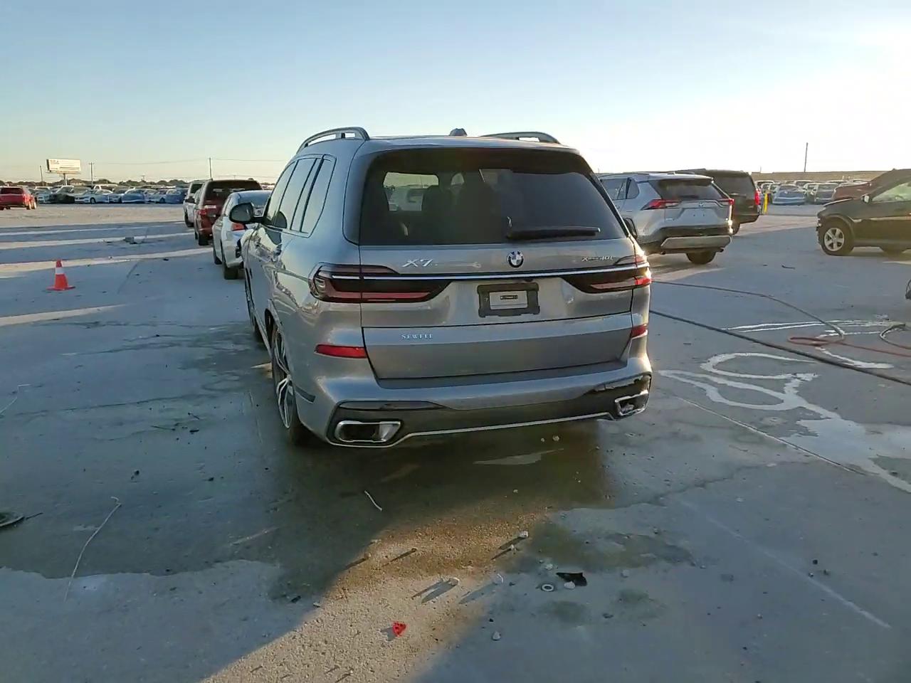 Фото: 5UX23EM00S9W65176