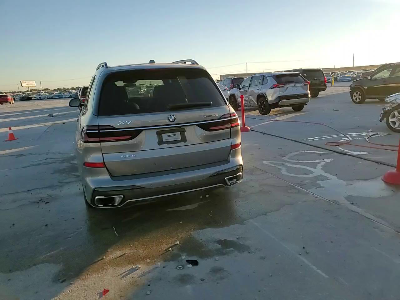 Фото: 5UX23EM00S9W65176