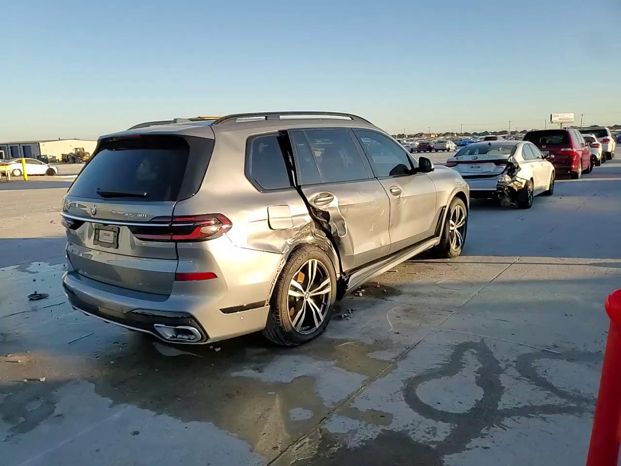 Фото: 5UX23EM00S9W65176