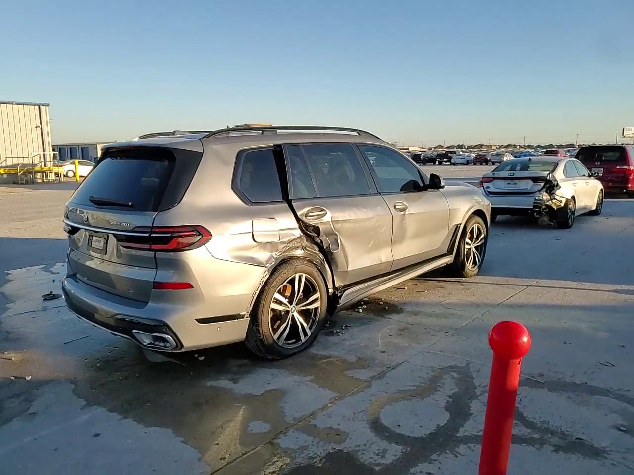 Фото: 5UX23EM00S9W65176