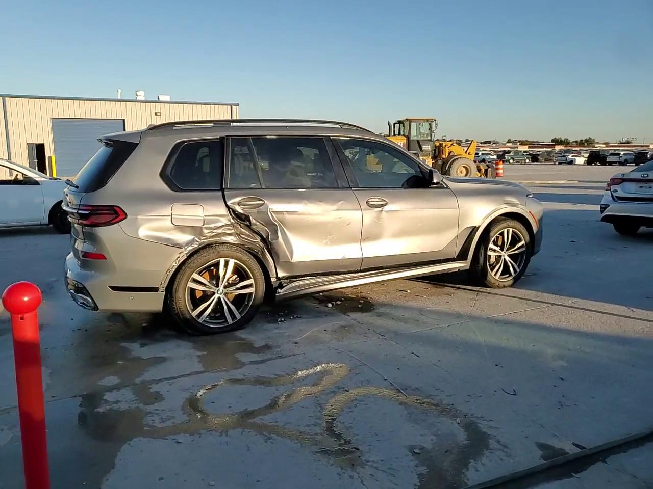 Фото: 5UX23EM00S9W65176