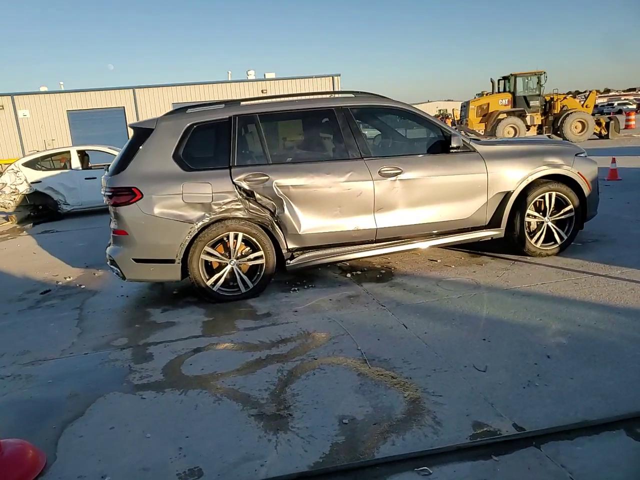 Фото: 5UX23EM00S9W65176