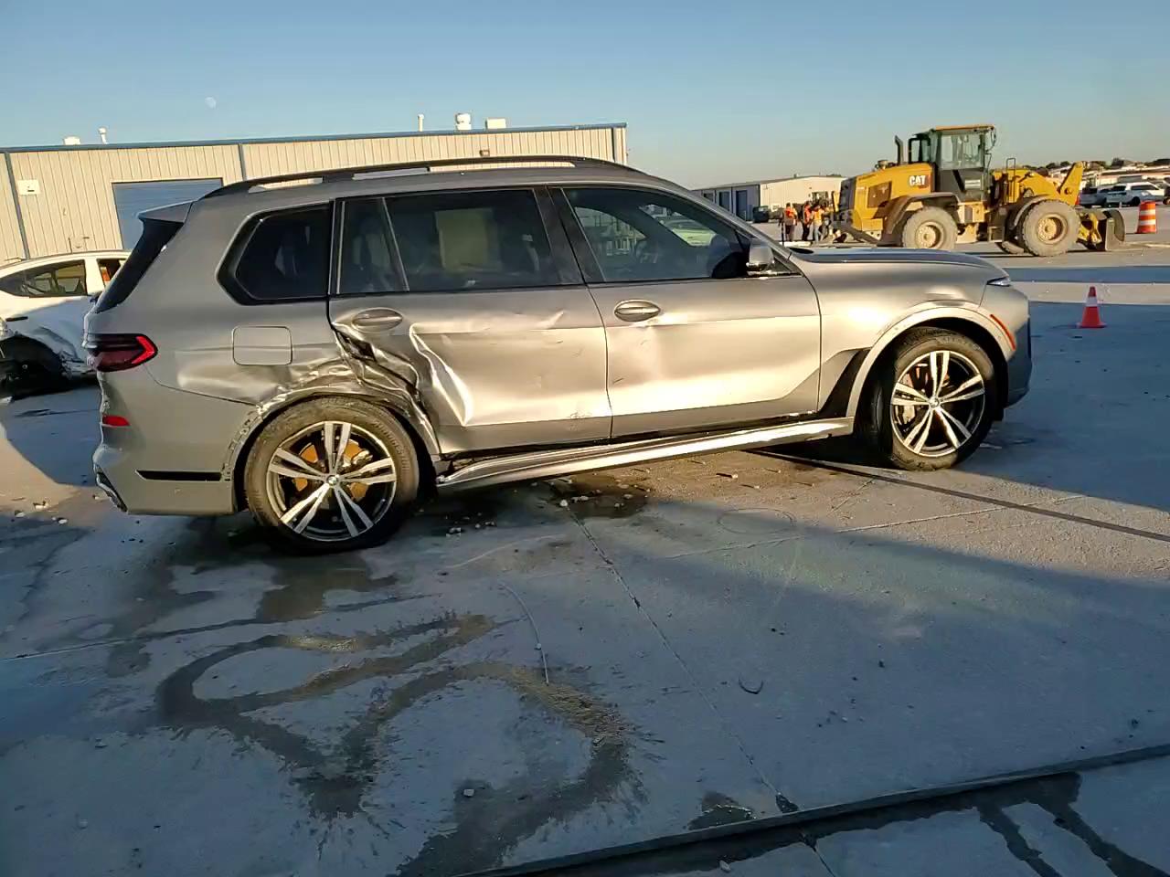 Фото: 5UX23EM00S9W65176