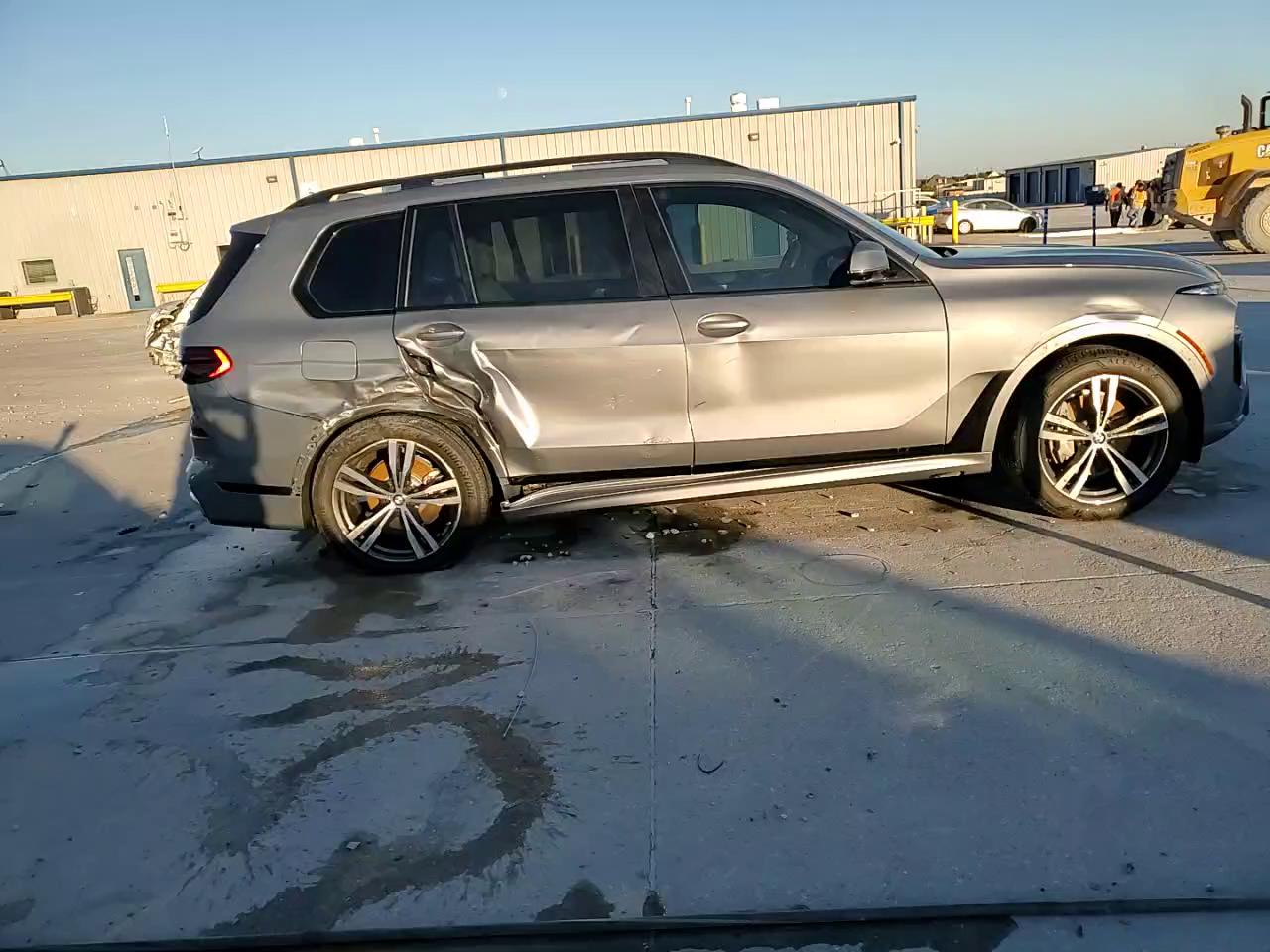 Фото: 5UX23EM00S9W65176