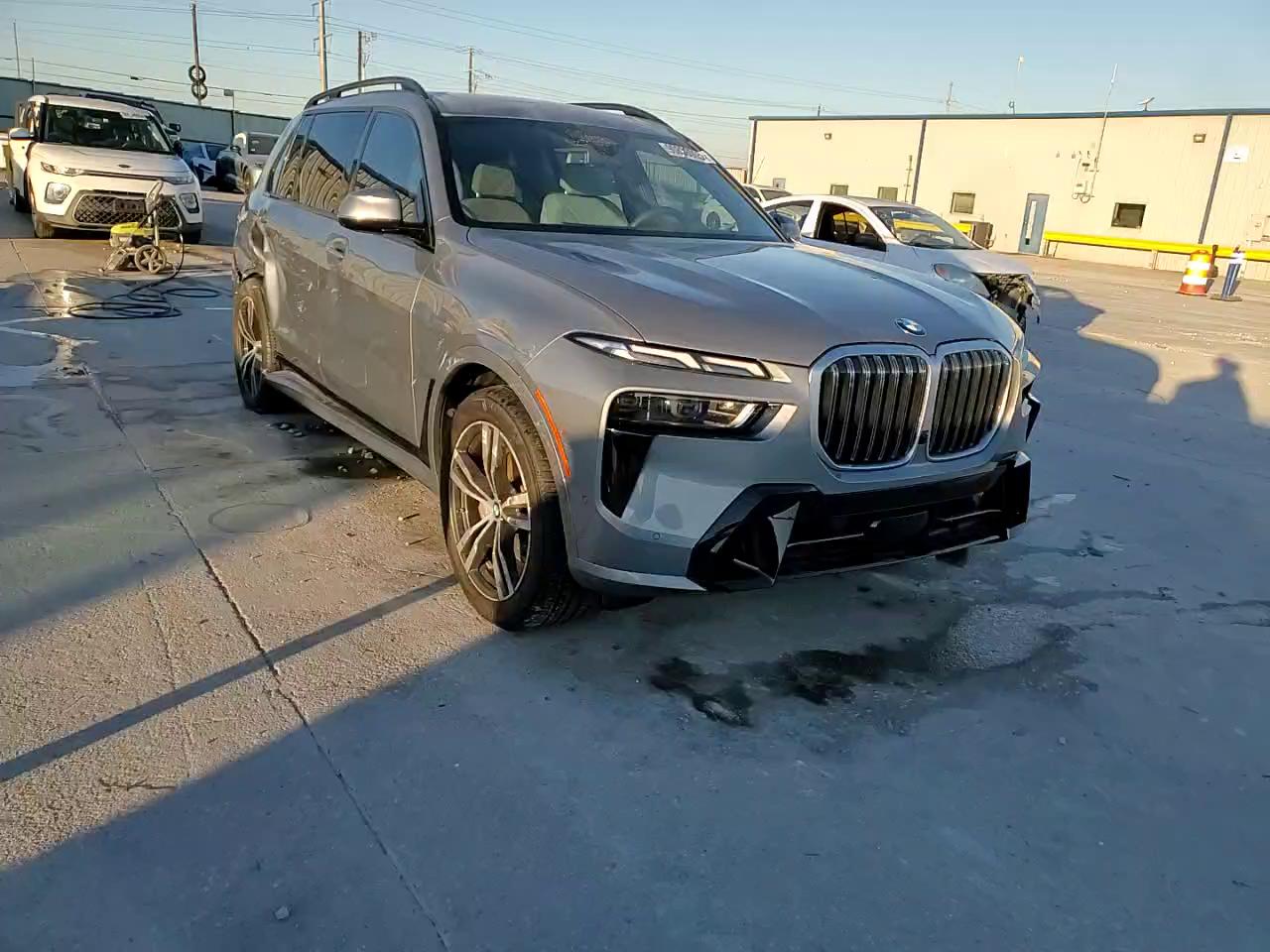 Фото: 5UX23EM00S9W65176