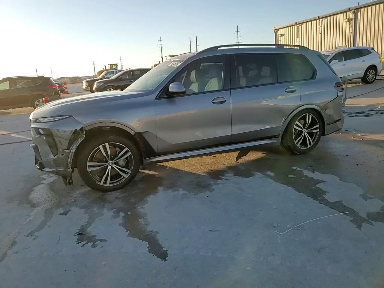 Фото: 5UX23EM00S9W65176