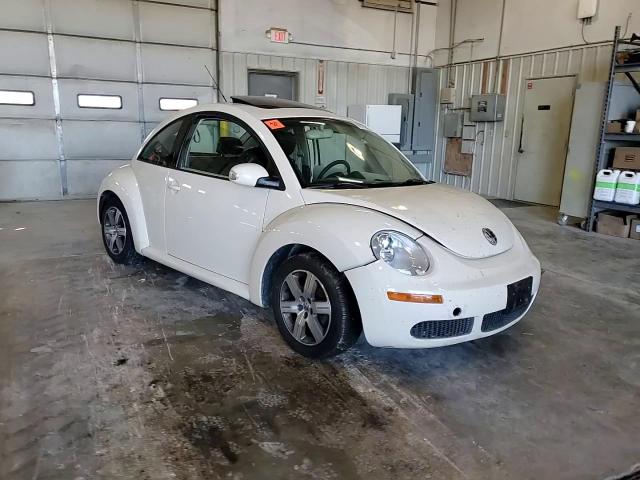2006 Volkswagen New Beetle 2.5L Option Package 1 VIN: 3VWRW31C66M422972 Lot: 90779925