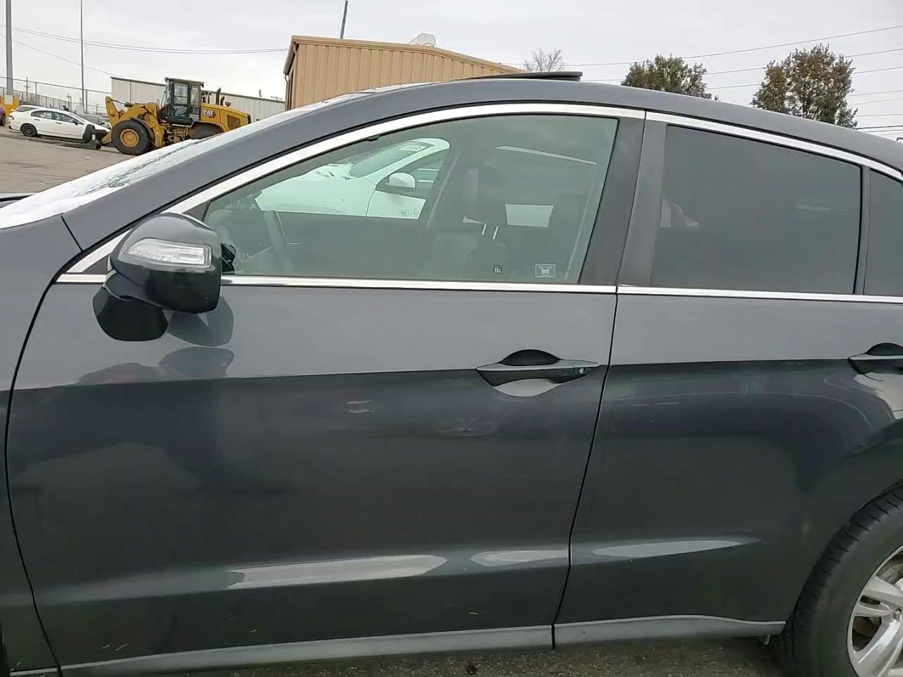 Фото: 5J8TB3H3XDL017353