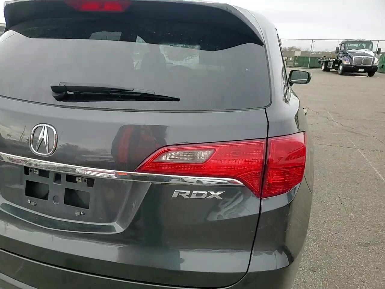 Фото: 5J8TB3H3XDL017353