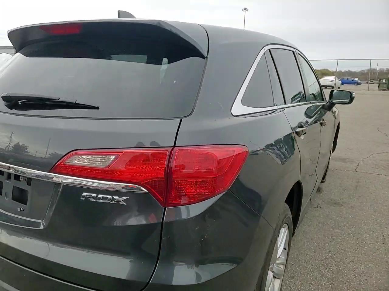 Фото: 5J8TB3H3XDL017353