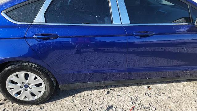 2013 Ford Fusion S VIN: 3FA6P0G79DR378001 Lot: 91065385