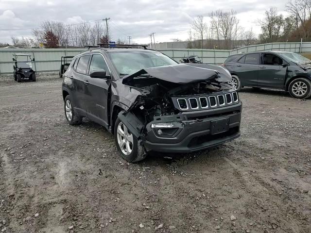 2019 Jeep Compass Latitude VIN: 3C4NJDBB8KT847721 Lot: 92528105
