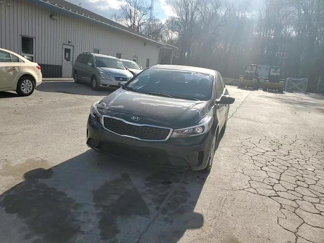 2017 Kia Forte Lx VIN: 3KPFK4A71HE026844 Lot: 92570545