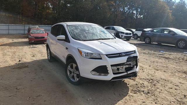 2015 Ford Escape Se VIN: 1FMCU0GX4FUB10678 Lot: 93753595