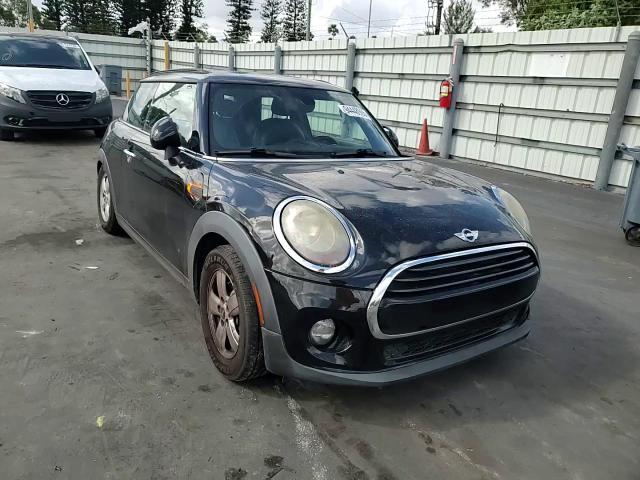 2017 Mini Cooper VIN: WMWXP5C56H2D16629 Lot: 94448965