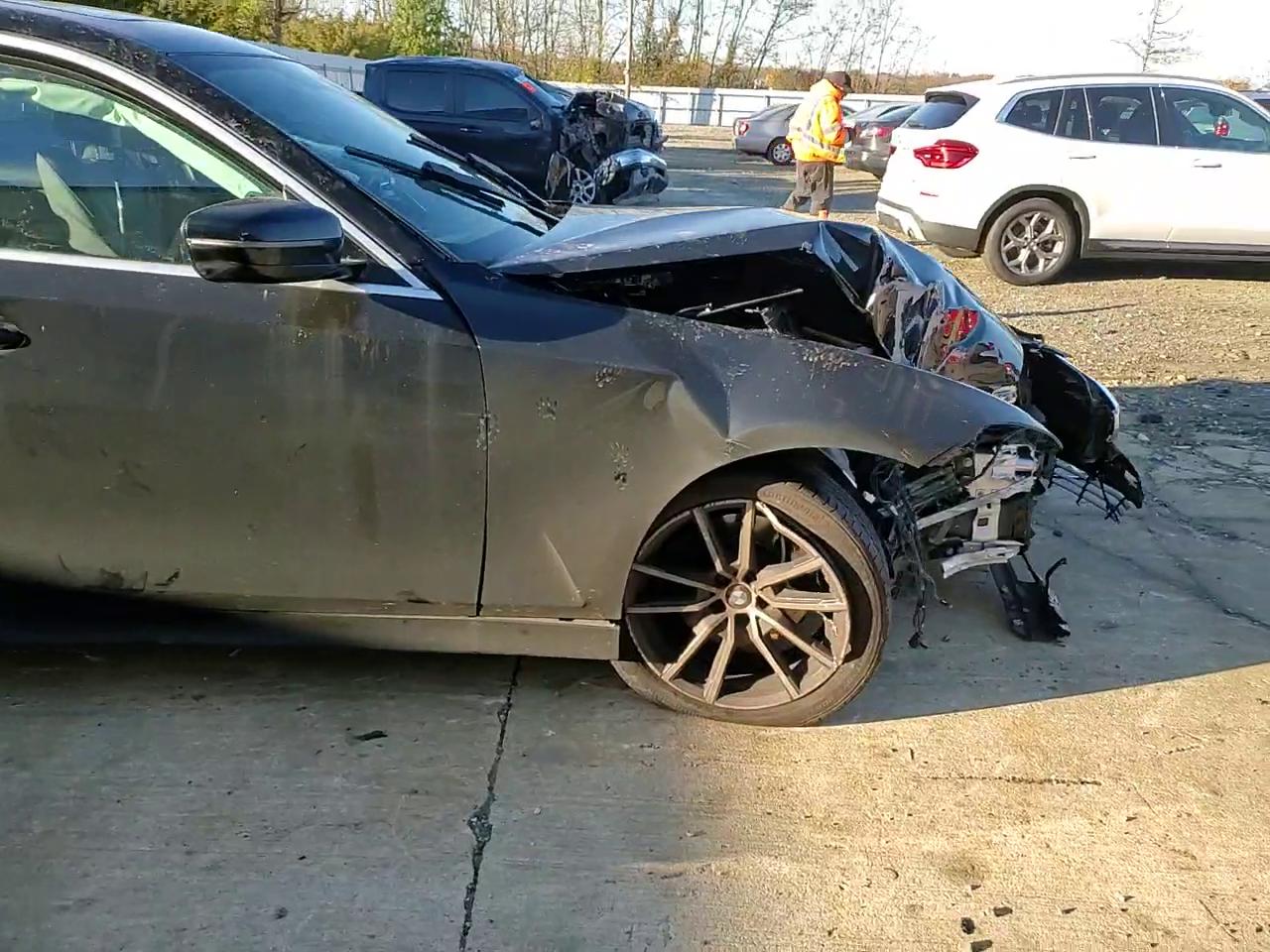 Фото: 3MW5R7J00M8B65722