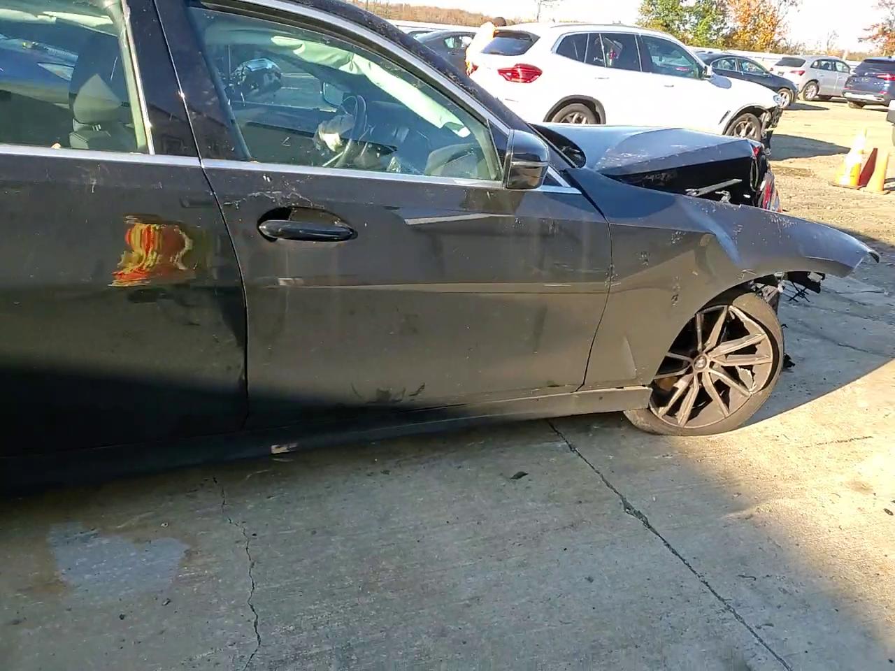 Фото: 3MW5R7J00M8B65722