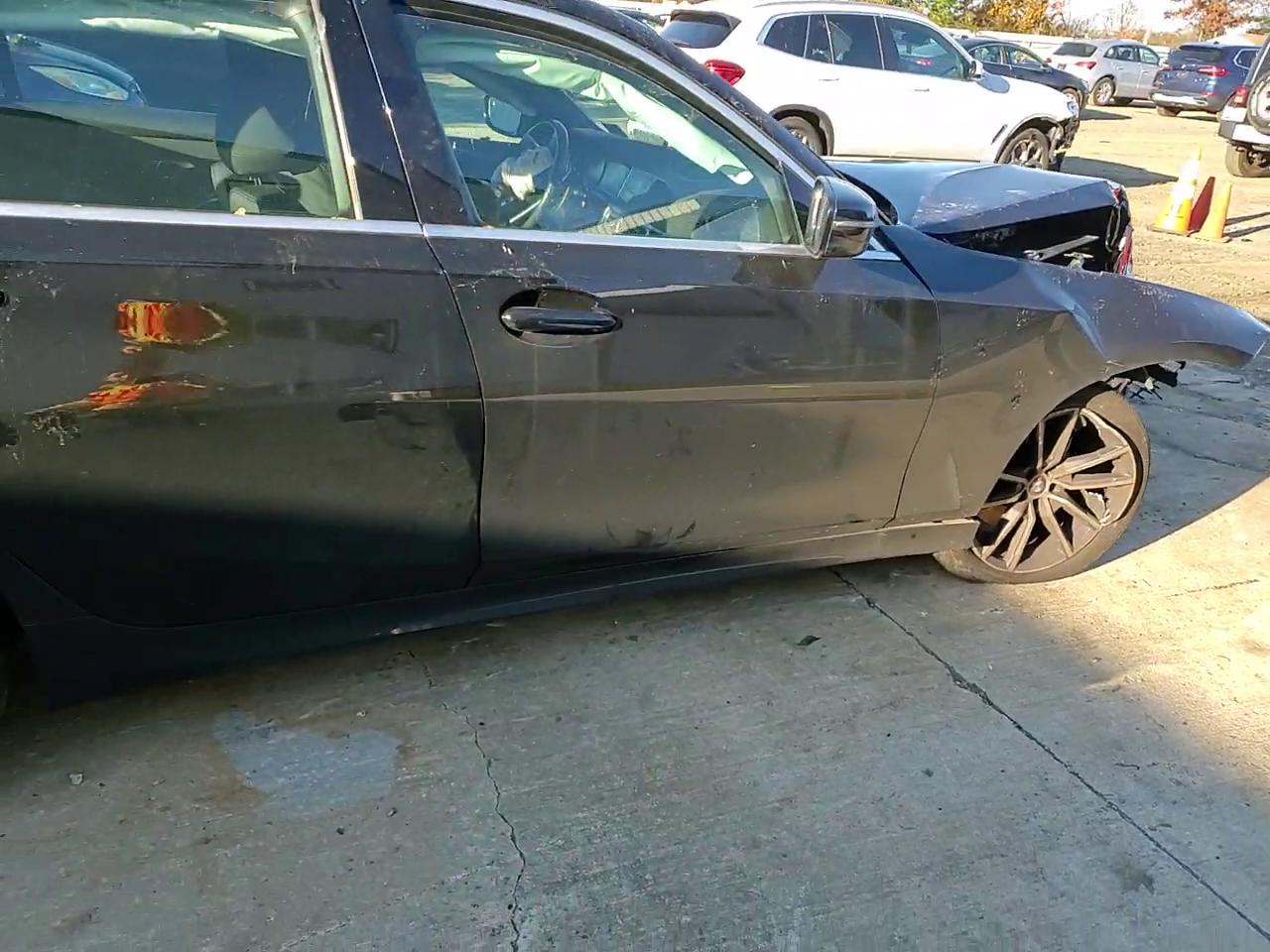 Фото: 3MW5R7J00M8B65722