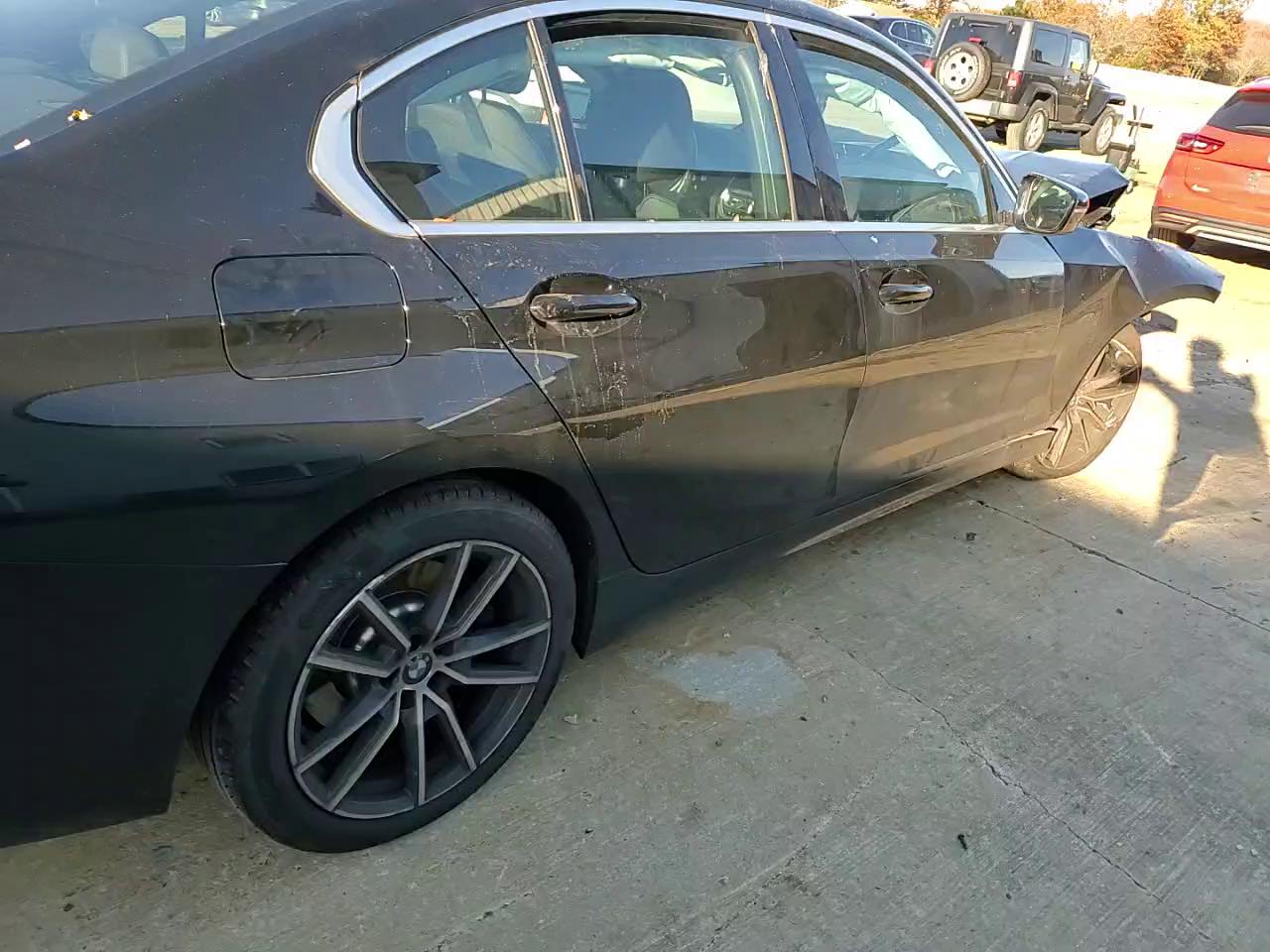 Фото: 3MW5R7J00M8B65722