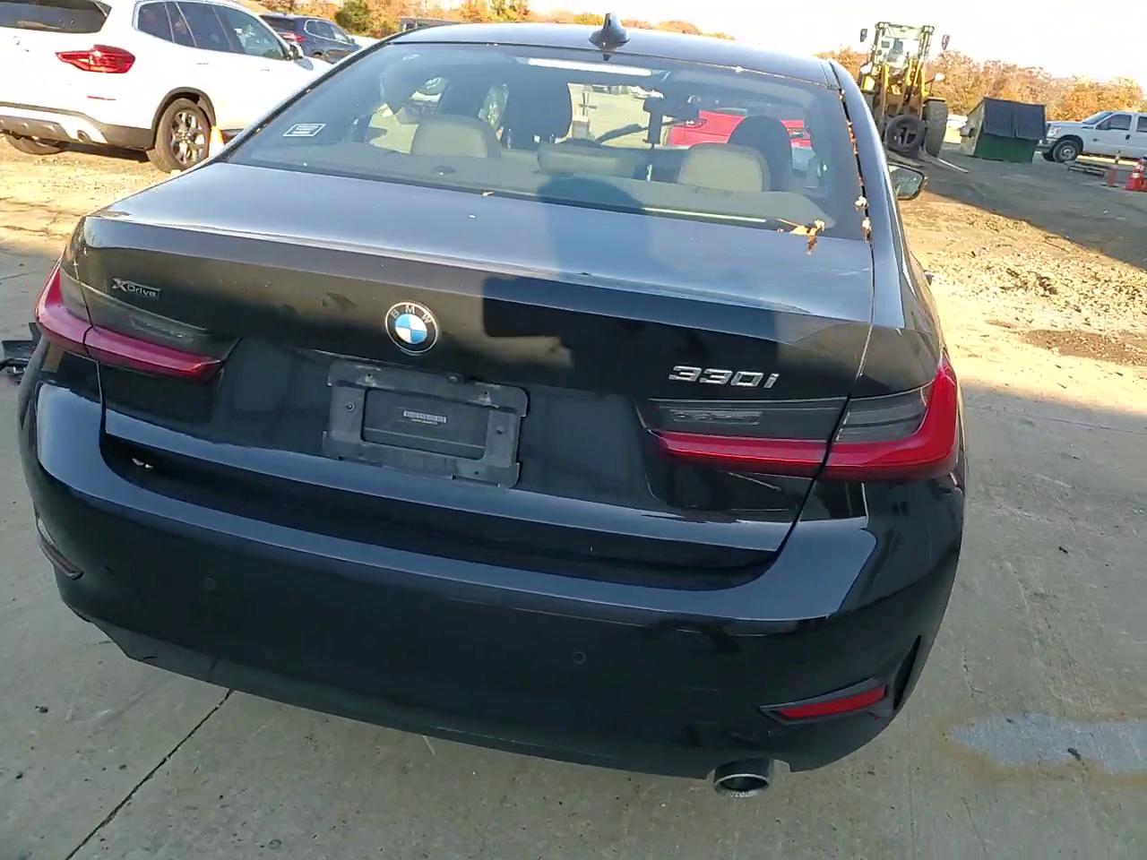 Фото: 3MW5R7J00M8B65722