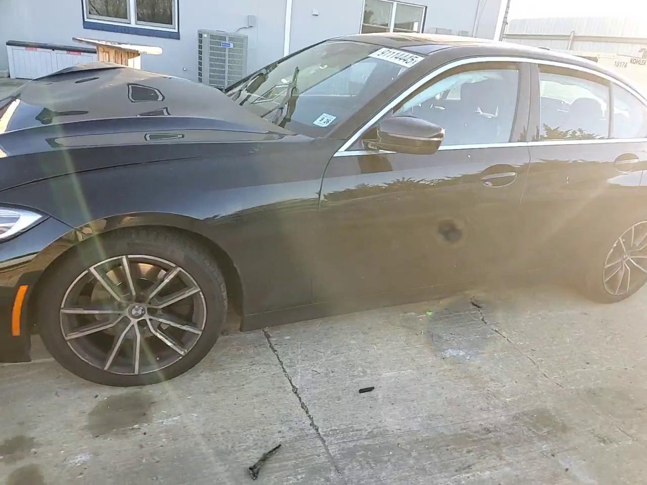 Фото: 3MW5R7J00M8B65722