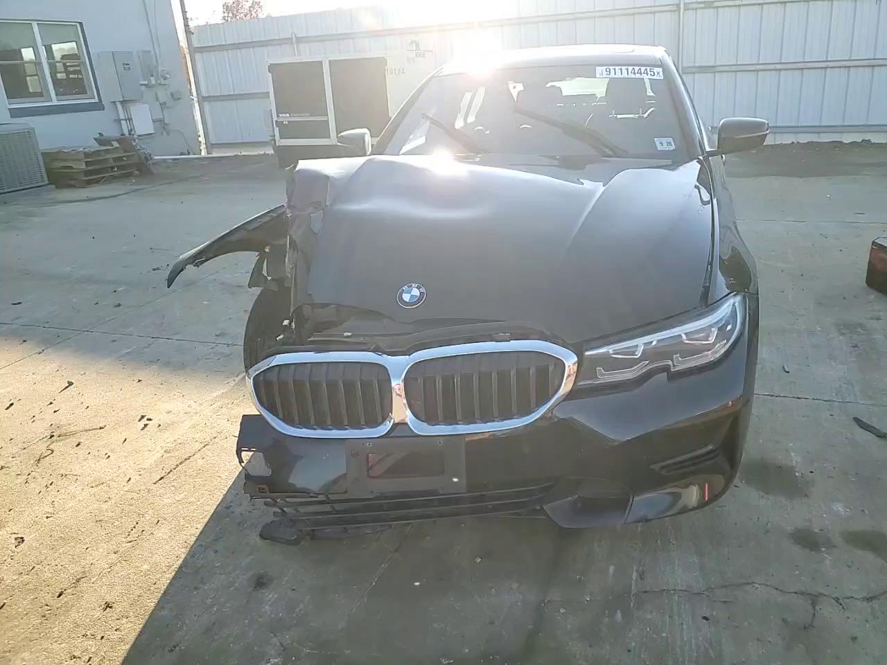 Фото: 3MW5R7J00M8B65722