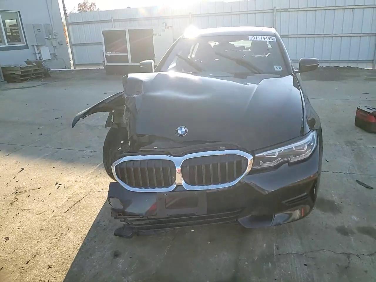 Фото: 3MW5R7J00M8B65722