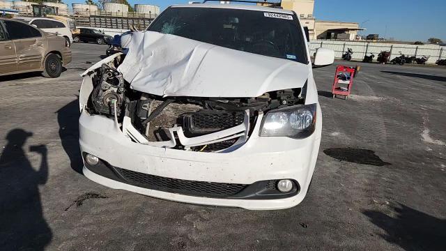 2017 Dodge Grand Caravan Gt VIN: 2C4RDGEG1HR799640 Lot: 92442985