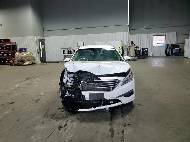 2015 Hyundai Sonata Se VIN: 5NPE24AF8FH198719 Lot: 94270125