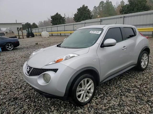 2013 Nissan Juke S VIN: JN8AF5MR8DT201596 Lot: 92907645