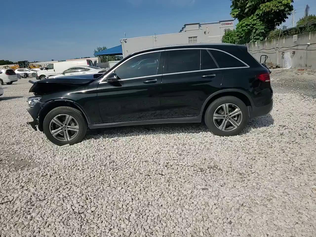 Фото: W1N0G8DB9MV264650