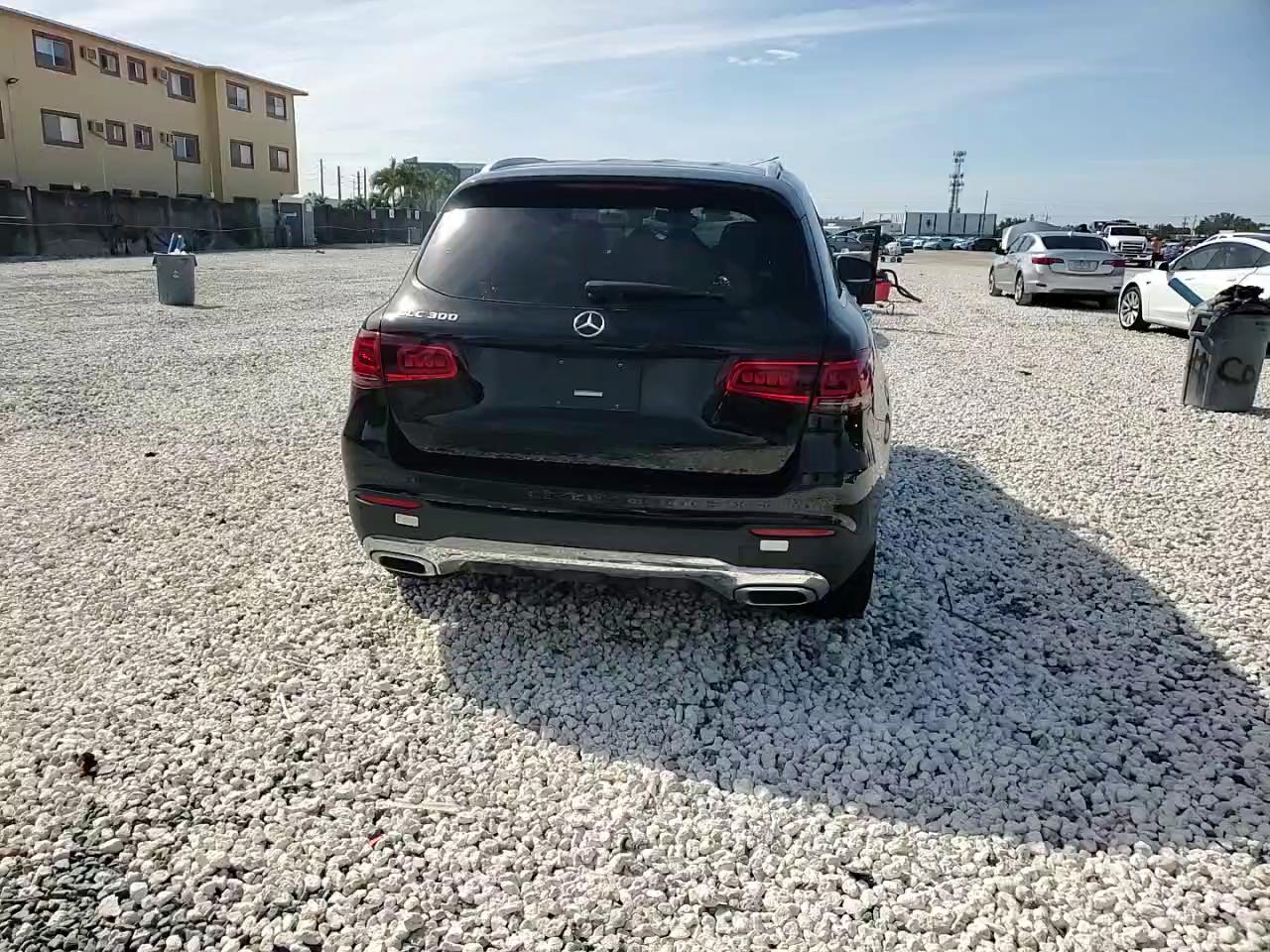 Фото: W1N0G8DB9MV264650