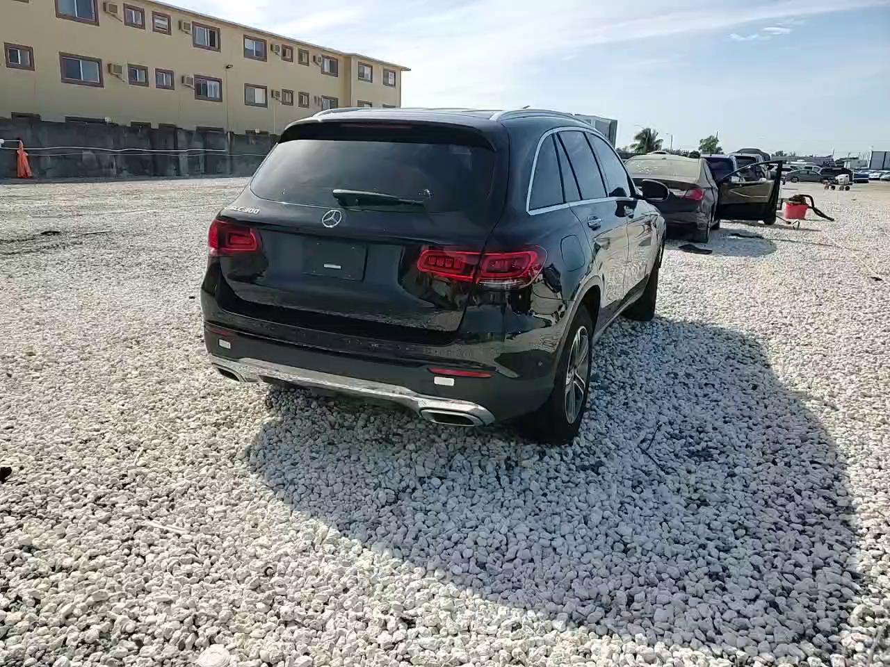 Фото: W1N0G8DB9MV264650