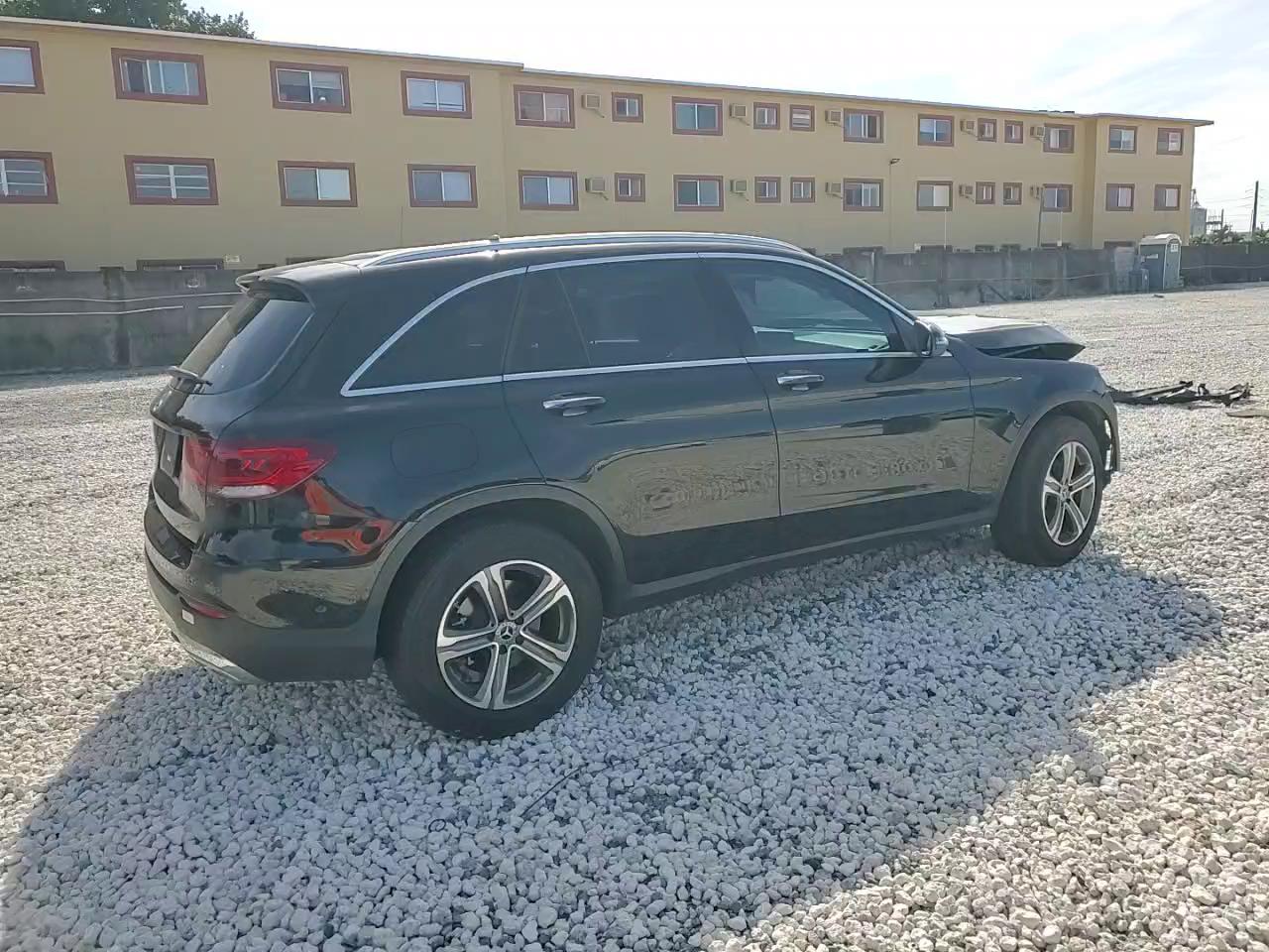 Фото: W1N0G8DB9MV264650