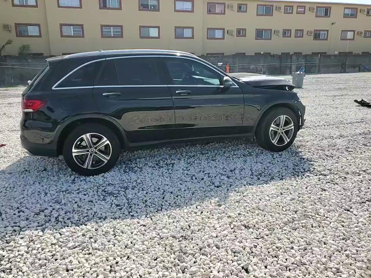 Фото: W1N0G8DB9MV264650